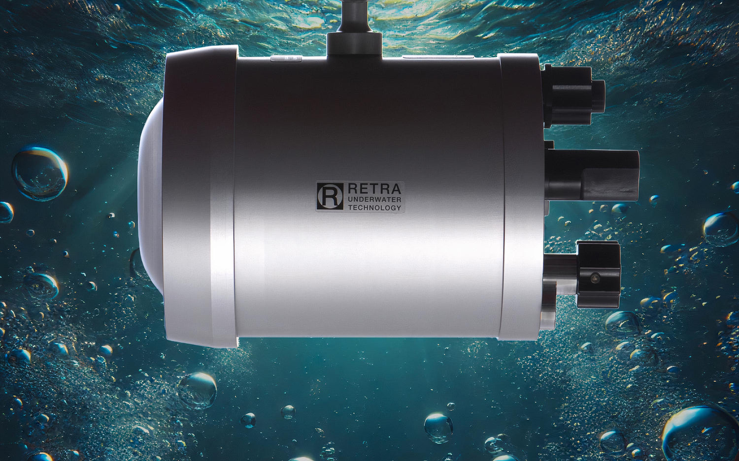Introducing the Retra Maxi: The Ultimate Underwater Strobe and Video Light Combo
